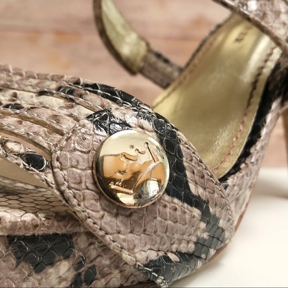 Elaine Turner “Claudia” Python snake print heels - Picture 5 of 8